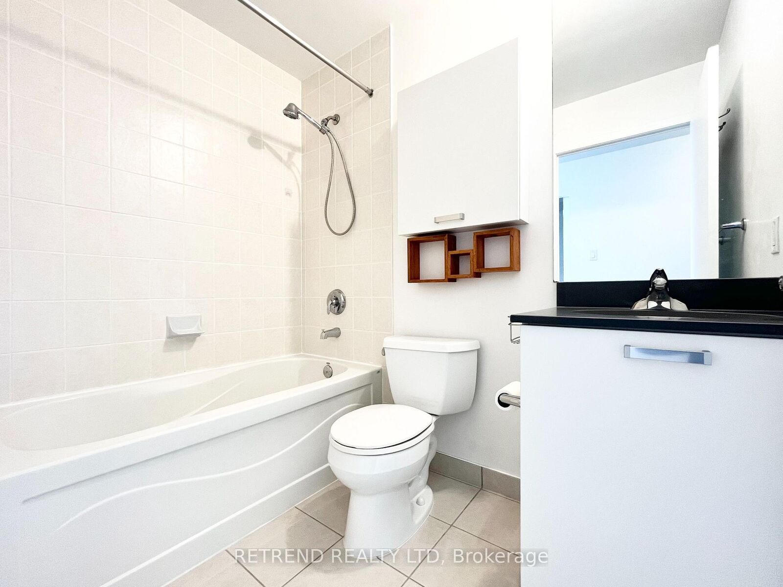 Photo de la propriété:  37 Grosvenor Street 2705  ON M4Y 3G5 
