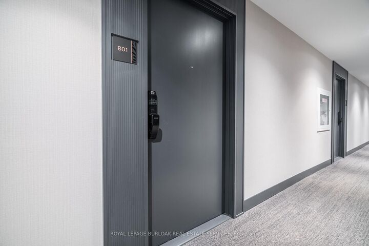 Property Photo:  395 Dundas Street W 801  ON L6M 5R8 