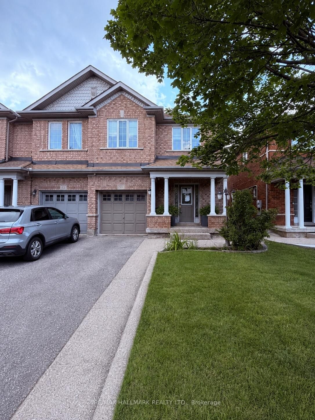 Property Photo:  50 Farthingale Crescent  ON L7A 1W7 