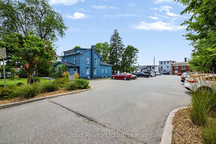 Property Photo: 654 Duke Street ON N3H 3T5