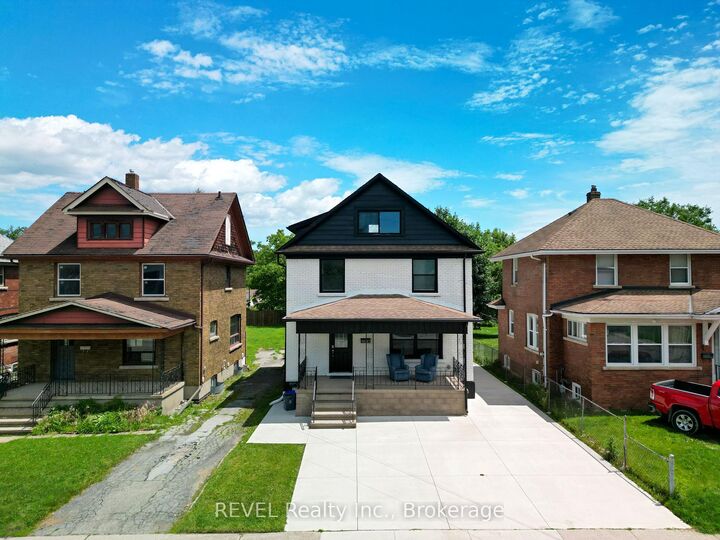 4830 Fourth Avenue — photo 1