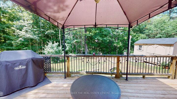 Property Photo:  5594 Upper Big Chute Road  ON L0K 1E0 