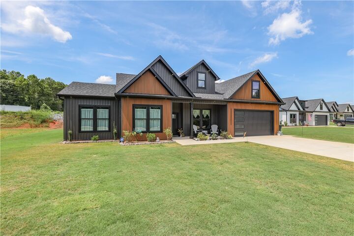 Property Photo:  2925 Old Greenville Highway  SC 29630 