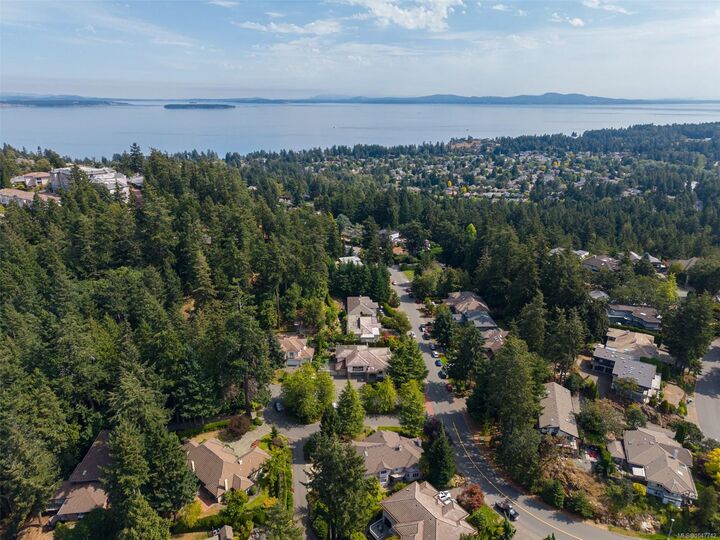 Property Photo: 948 Boulderwood Rise BC V8Y 3G5