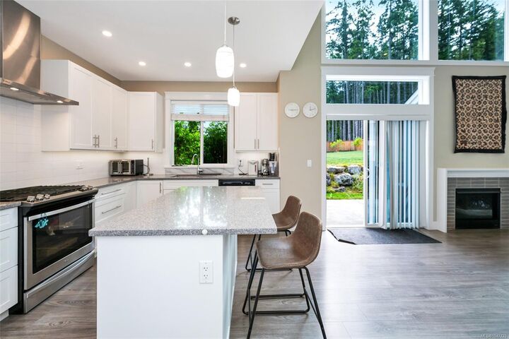 Property Photo: 2466 Blairgowrie Rd BC V8H 1H3