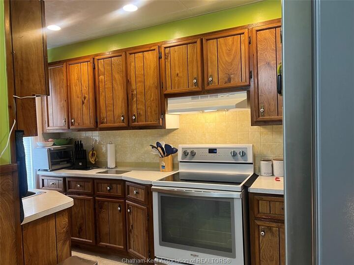 Property Photo: 92 Baxter Street ON N7M 4P7