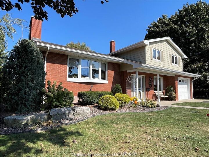 Property Photo: 305 Sandra Crescent ON N8C 2C4