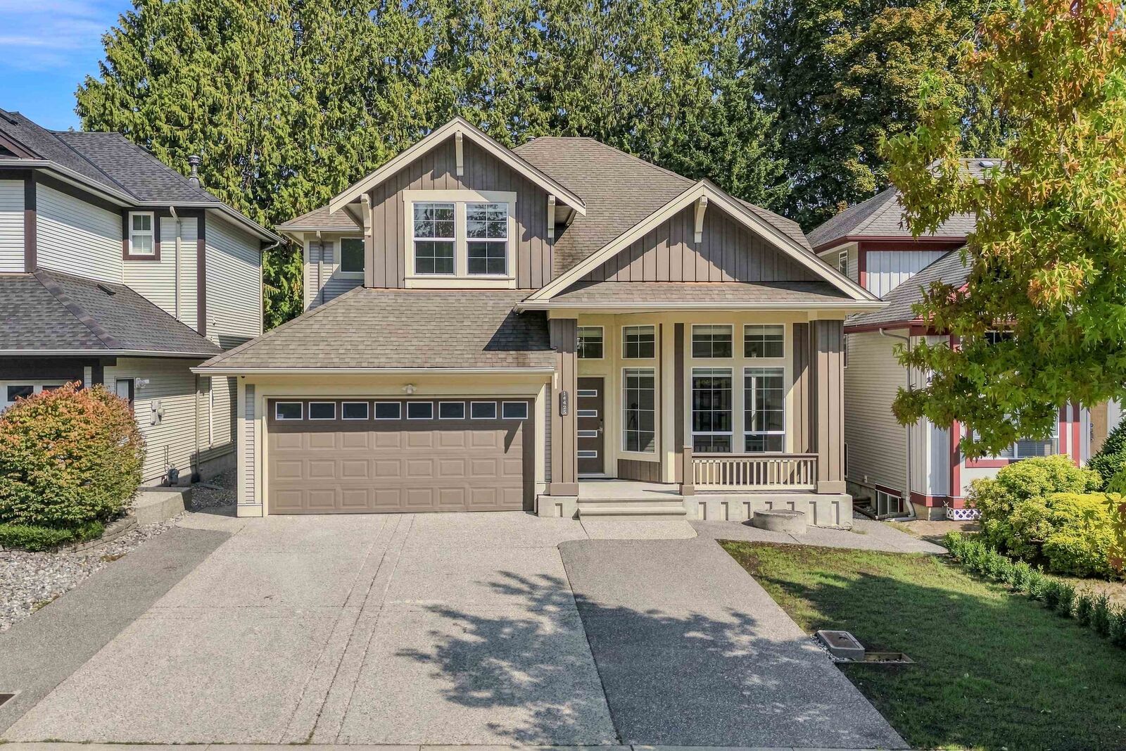 Property Photo: 14425 58th Avenue BC V3S 1Y3