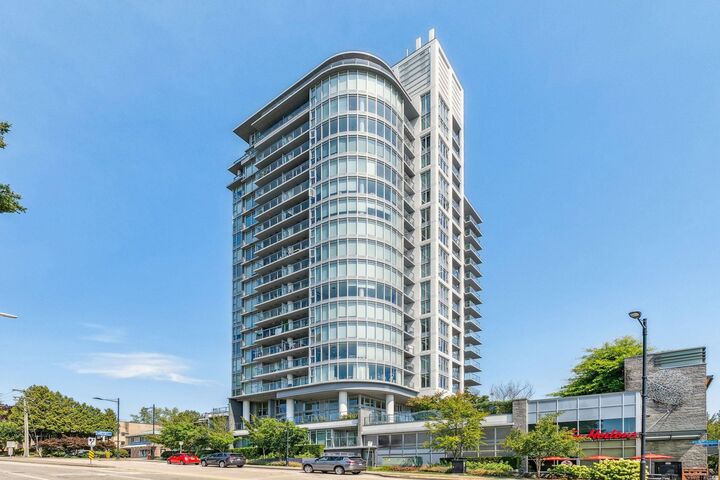 Property Photo:  958 Ridgeway Avenue 603  BC V3K 0C5 