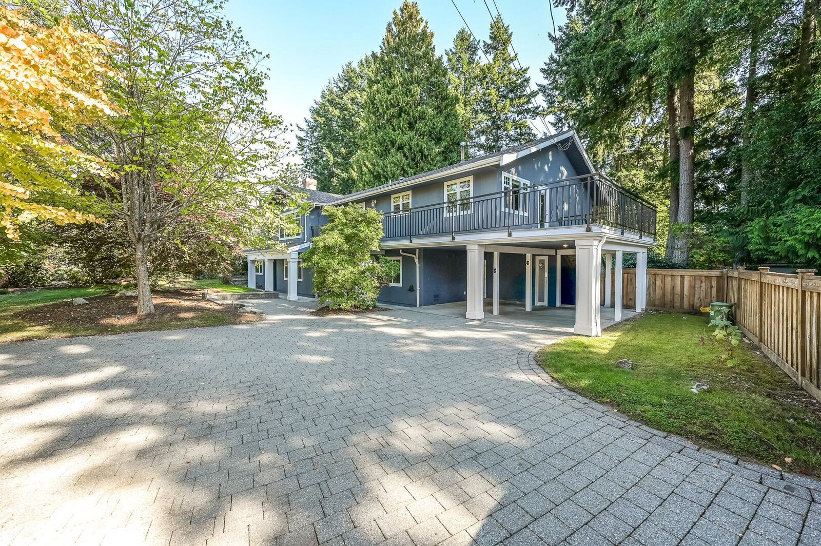 Property Photo: 1020 Pacific Place BC V4M 2K7