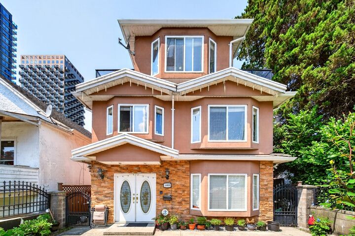 5009 Payne Street — photo 1