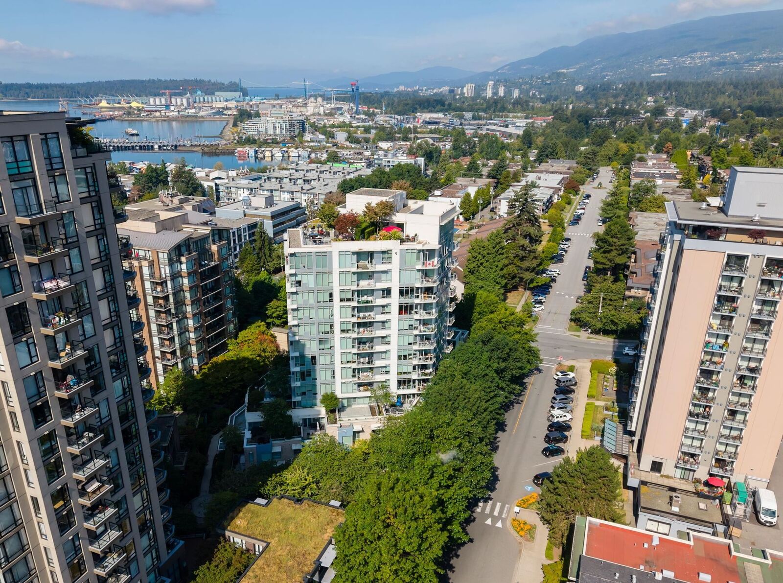 Property Photo: 175 W 2nd Street 503 BC V7M 0A5