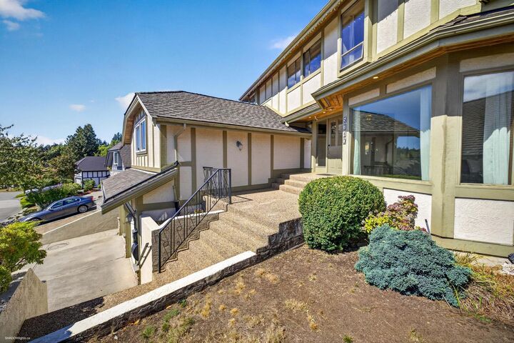 Property Photo: 5710 Goldenrod Crescent BC V4L 2G6