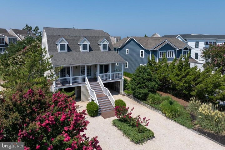 Property Photo:  102 W Cape Shores Drive  DE 19958 