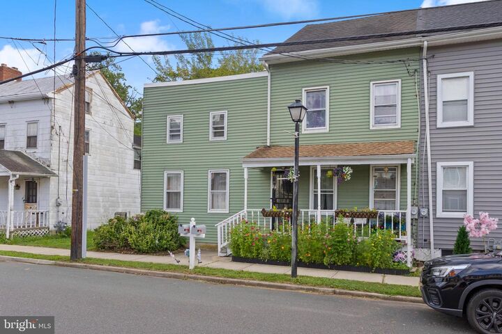 Property Photo:  222 Washington Street  NJ 08505 