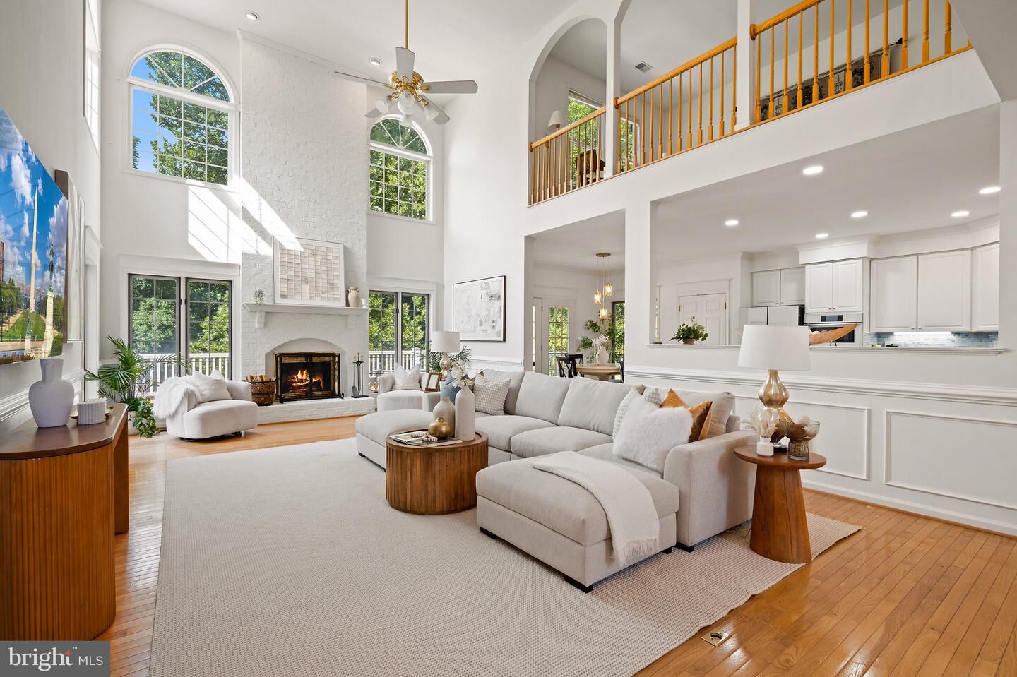 Property Photo:  1316 W Seminary Avenue  MD 21093 