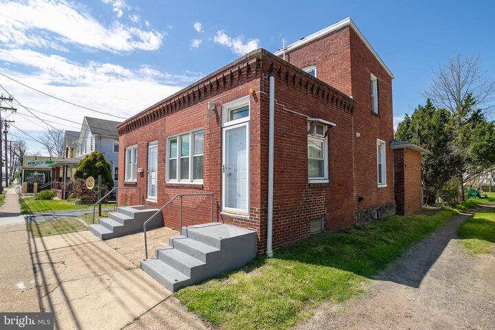 Property Photo:  616 Route 130 Camden Ave  NJ 08016 