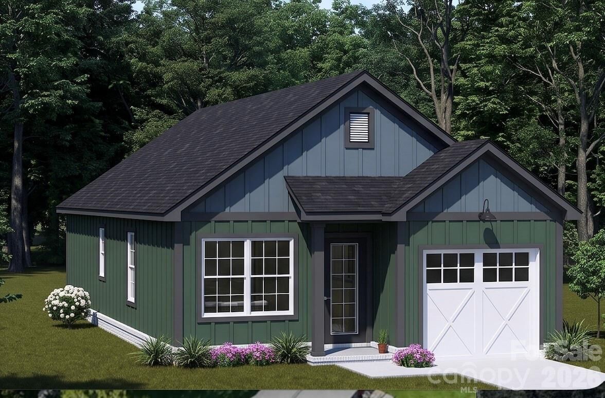 Property Photo:  504 Twinbrook Lane  NC 28751 