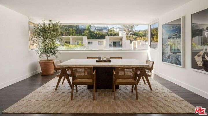 Property Photo: 8787 Shoreham Dr, Unit 604 CA 90069