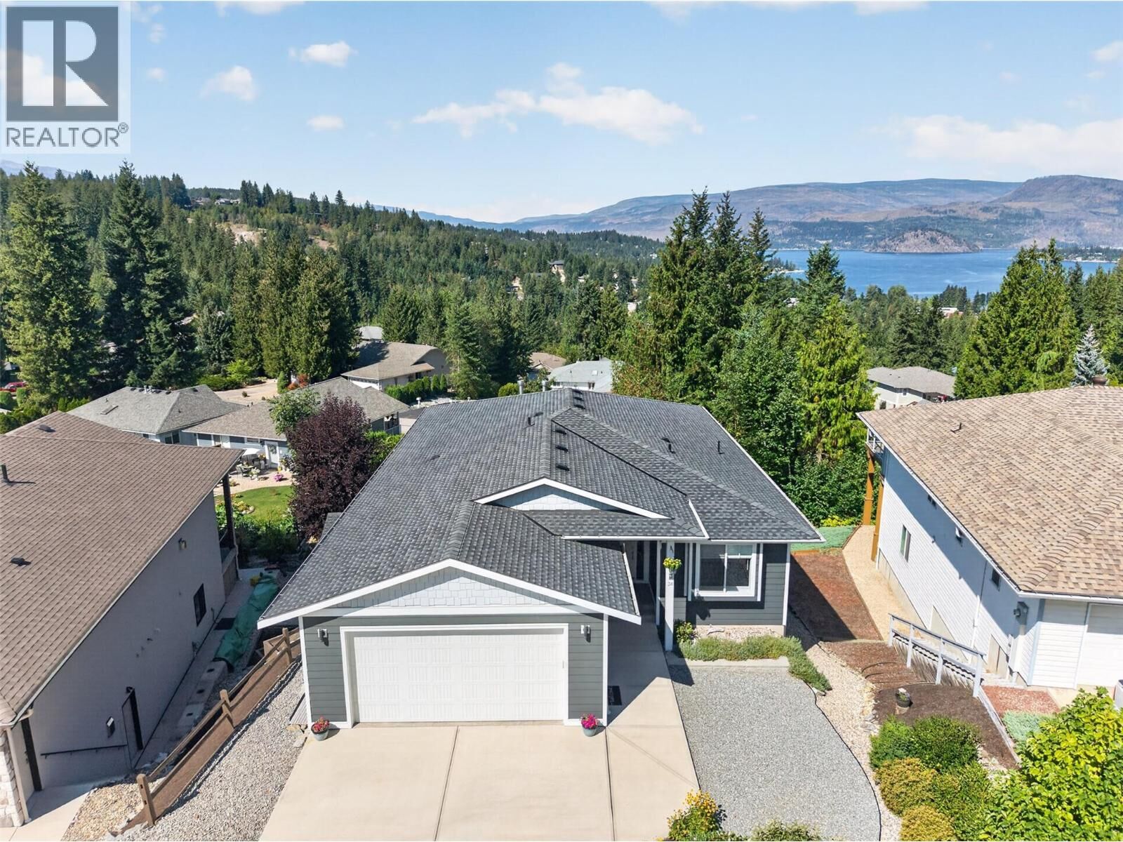 Property Photo: 2592 Alpen Paradies Road 38 BC V0E 1H1