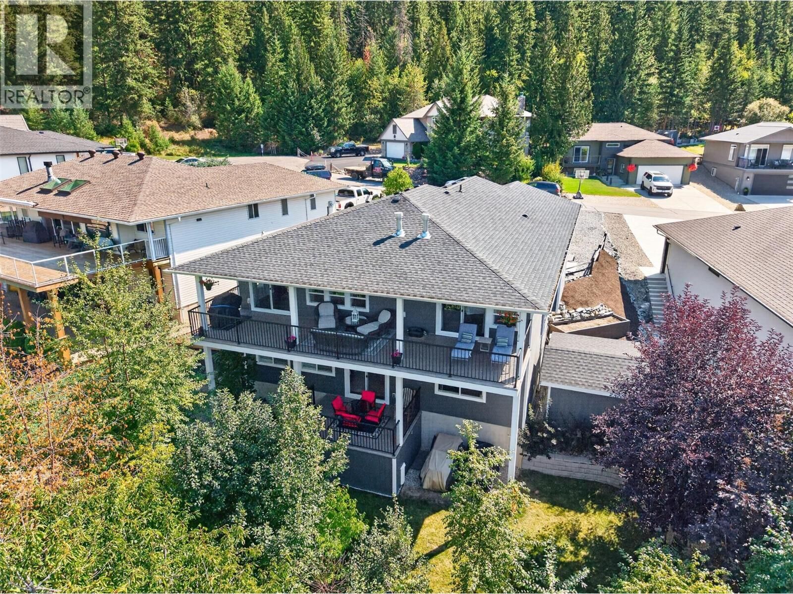 Property Photo:  2592 Alpen Paradies Road 38  BC V0E 1H1 