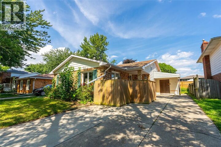 Property Photo: 103 Hanna Crescent ON N7S 4H4