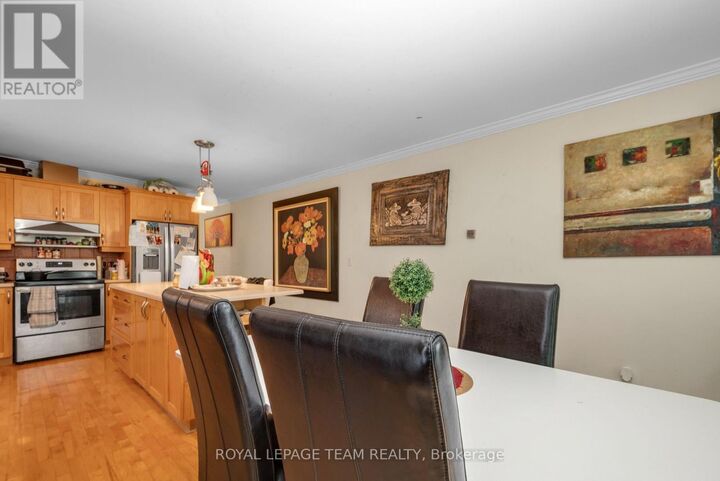 Property Photo: 48 Ella Street ON K1S 2S4