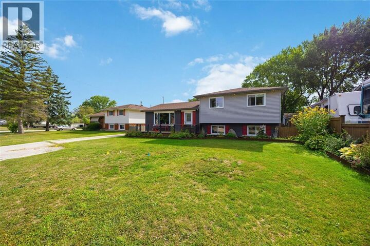 Property Photo:  372 Colborne Street  ON N0N 1G0 