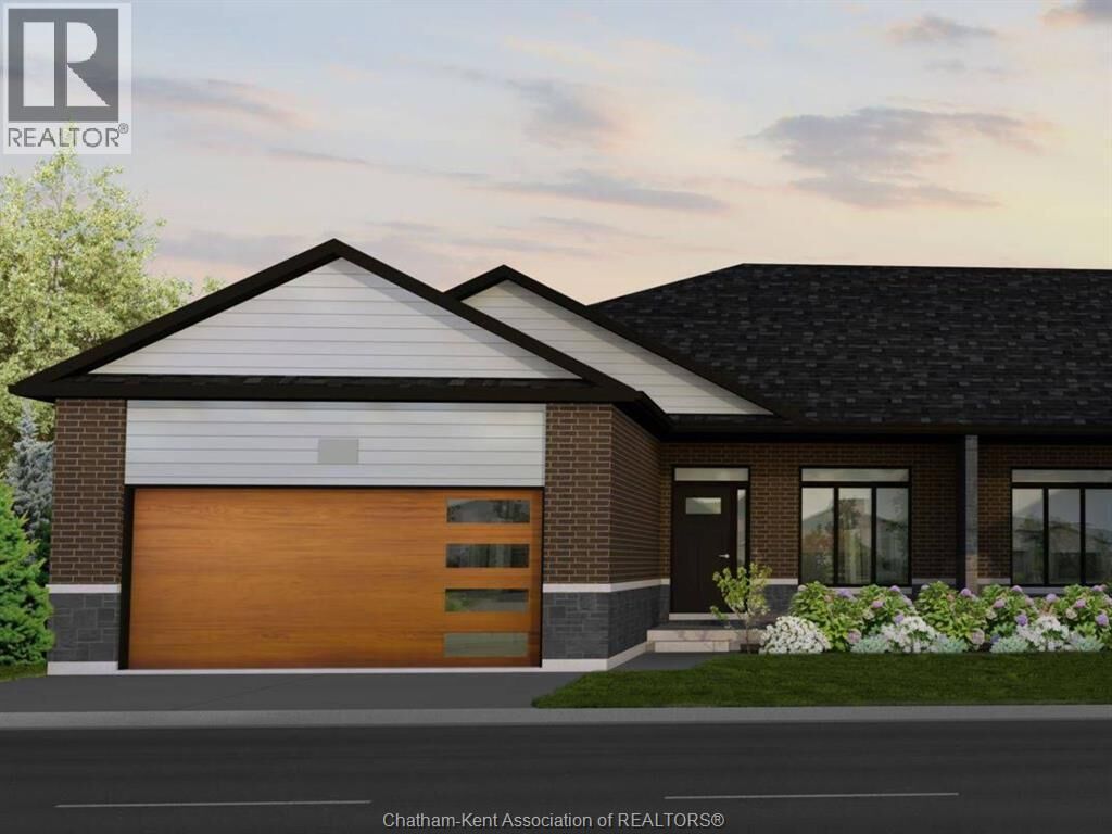 Property Photo:  587 Keil Trail North  ON N7L 0G8 