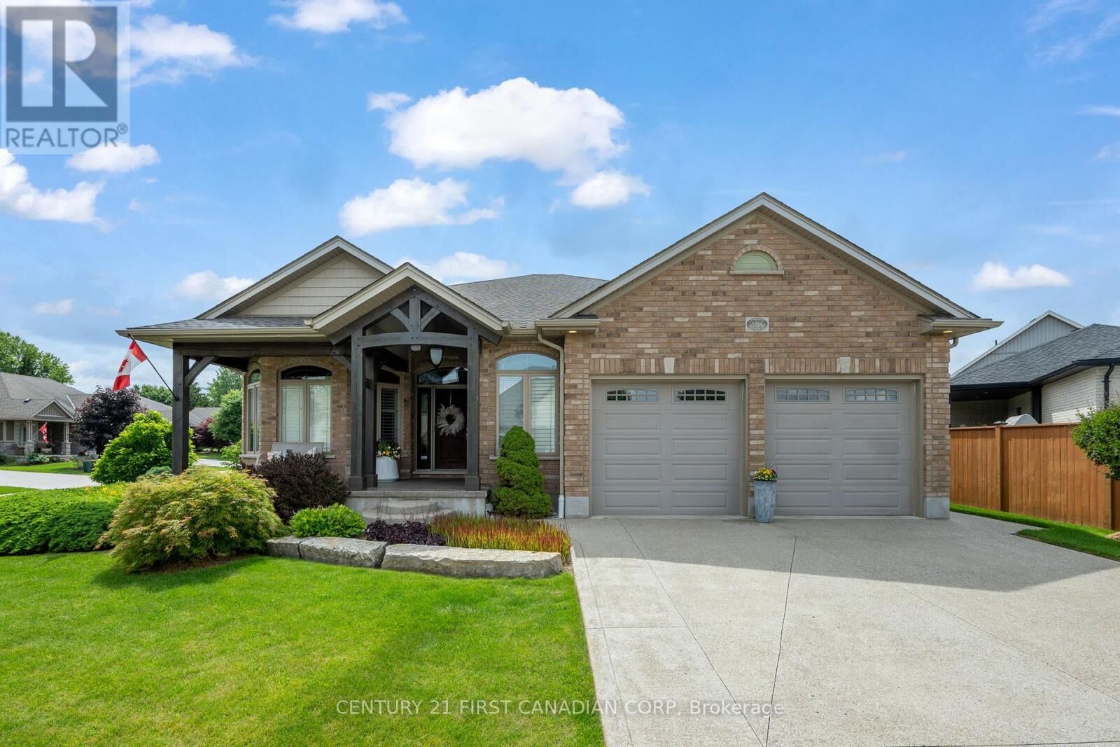 Property Photo: 286 Dufferin Street ON N0L 1B0