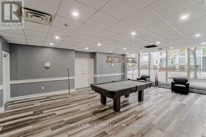 Property Photo: 250 Webb Drive 713 ON L5B 3Z4