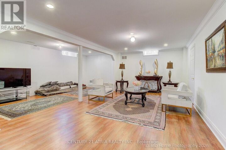 Property Photo:  176 Laurentian Boulevard  ON L6A 2V6 