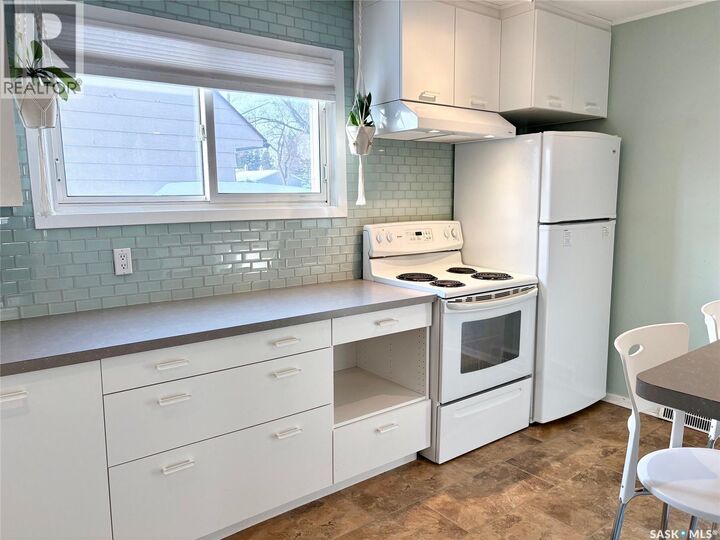 Property Photo: Ave 113 Laurier Avenue SK S3N 1V1