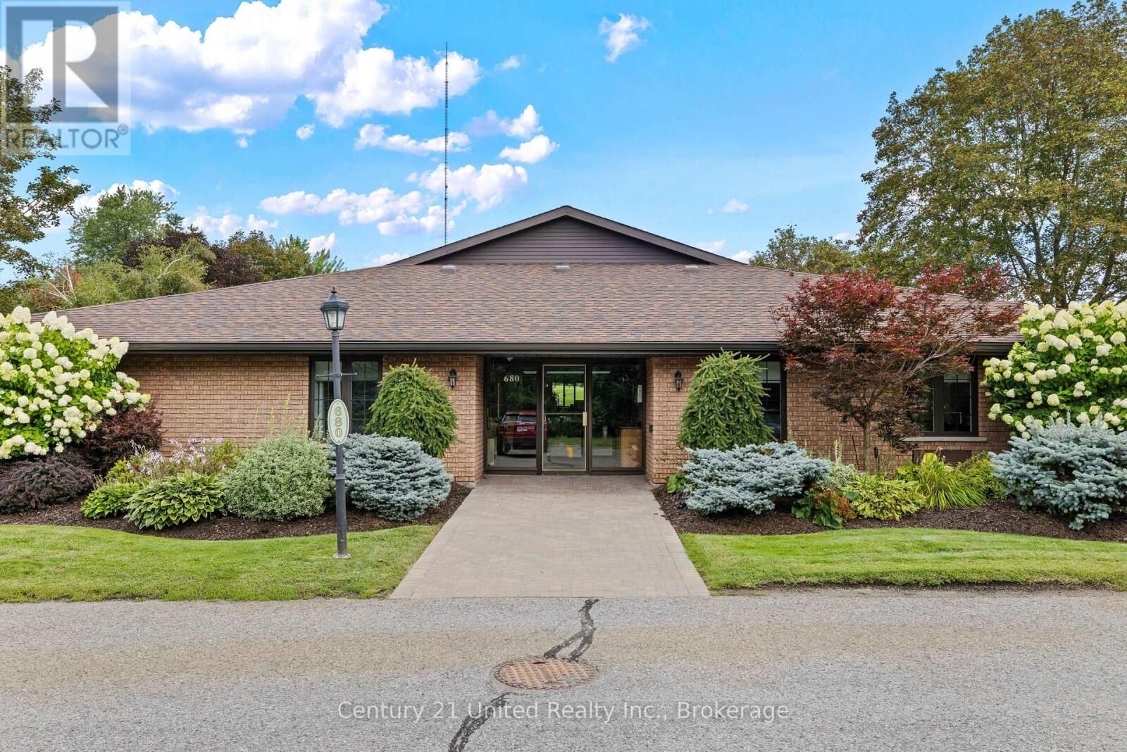 Property Photo: 680 Whitaker Street 7 ON K9H 7J9