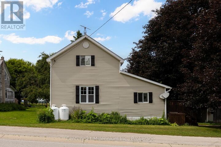 Property Photo:  332 Bruce Road 40  ON N0H 1L0 