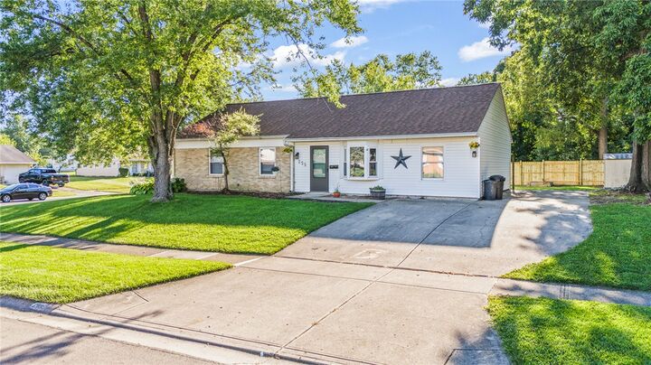 Property Photo:  255 Hartshorn Drive  OH 45377 