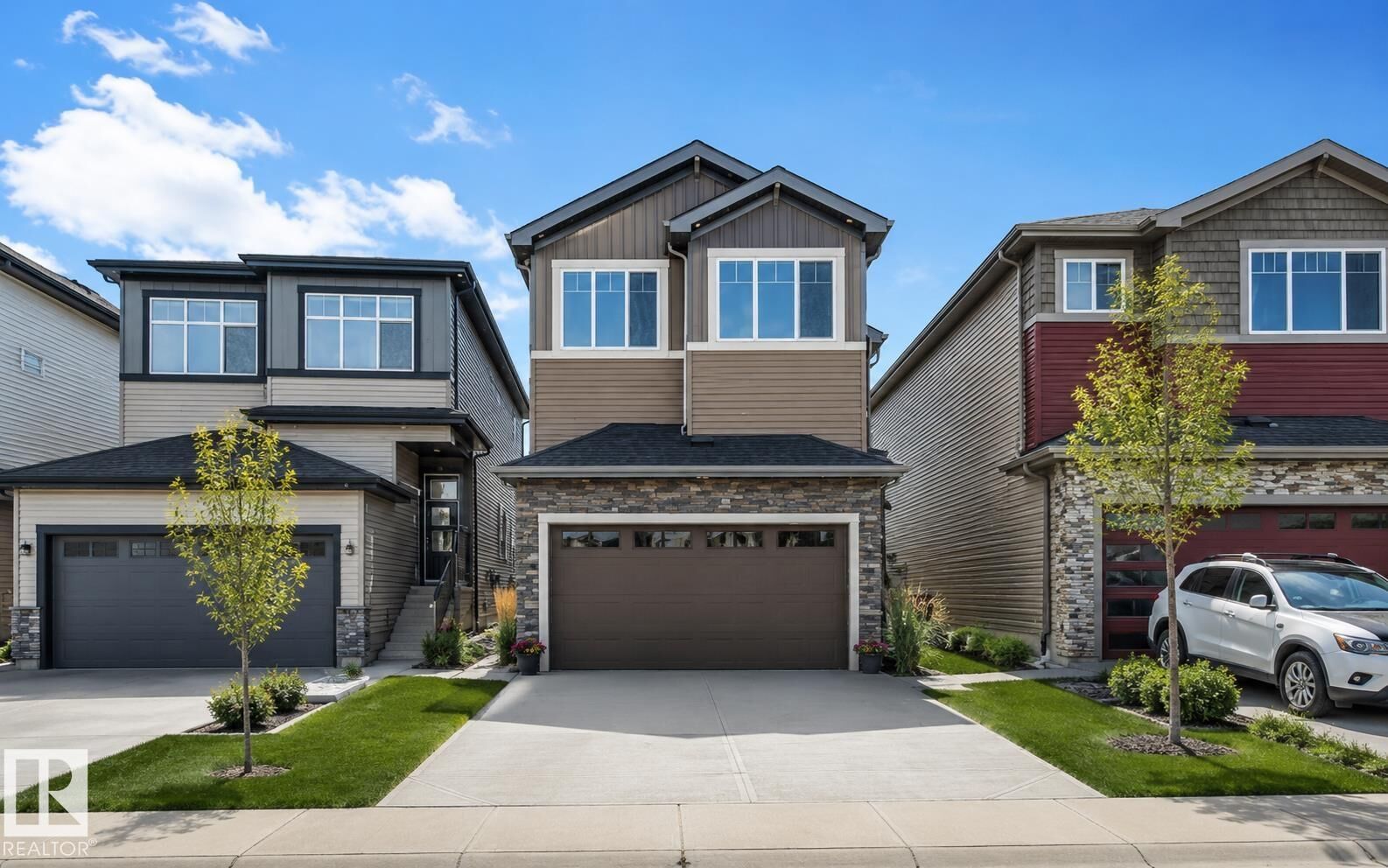 Property Photo: 7156 177 Avenue NW AB T5Z 0W9