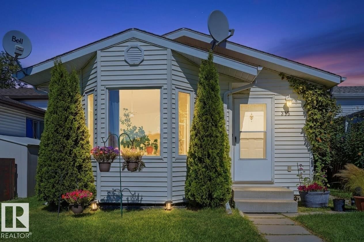 Property Photo:  315 St. Andrews Street  AB T7Z 1K7 
