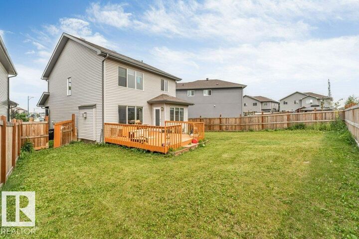 Property Photo:  3007 13 Avenue NW  AB T6T 0Z3 