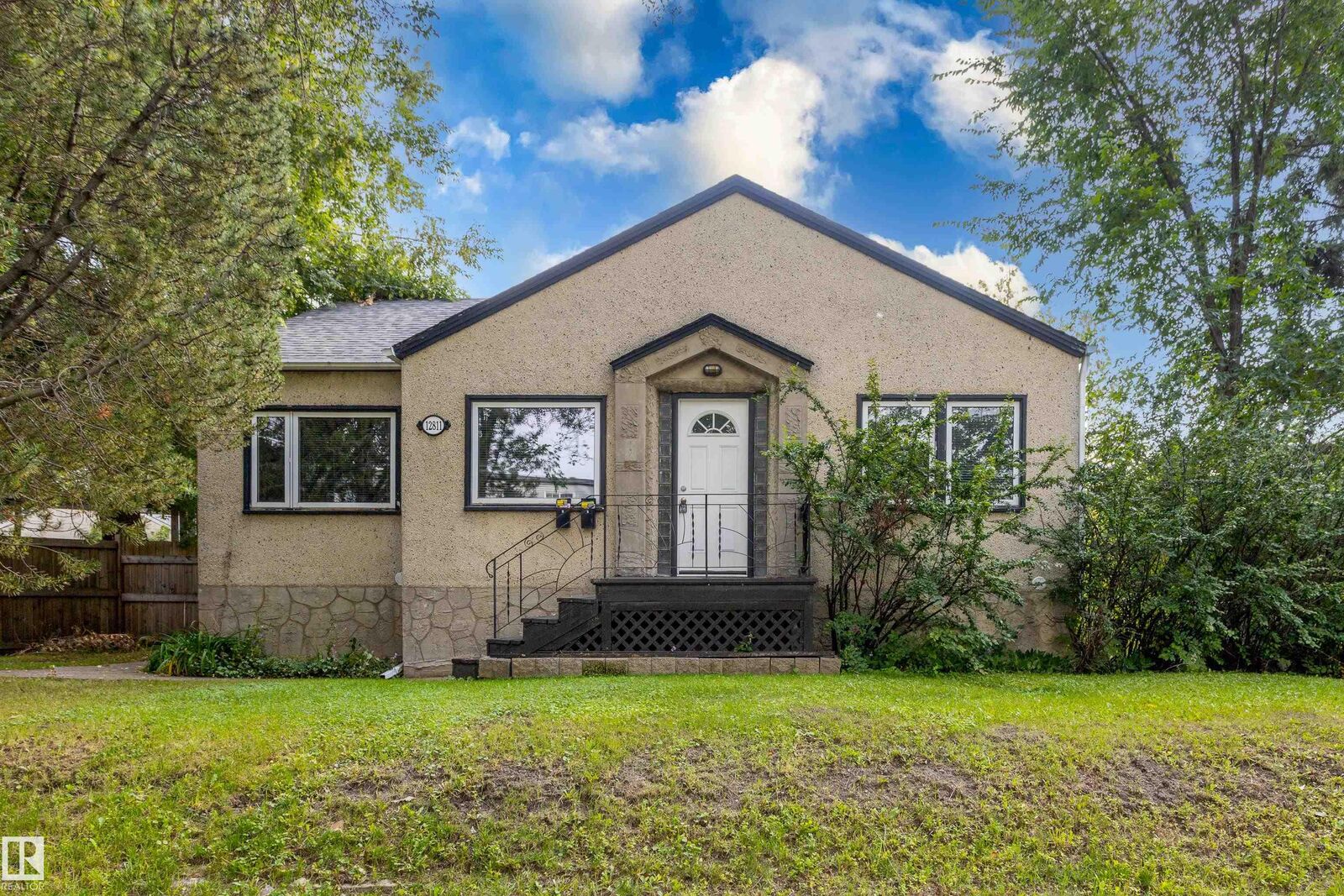 Property Photo: 12811 117 Avenue NW AB T5M 3H2