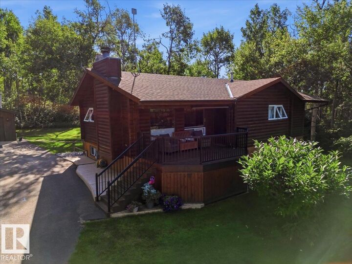 Property Photo: 5352 32 Street AB T0C 2C0