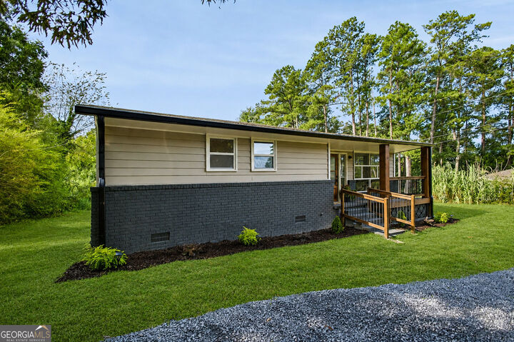 Property Photo:  232 Tuck Street  GA 30125 