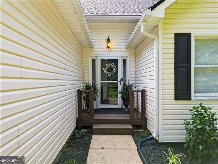 Property Photo:  285 Hidden Branches Trail  GA 30115 