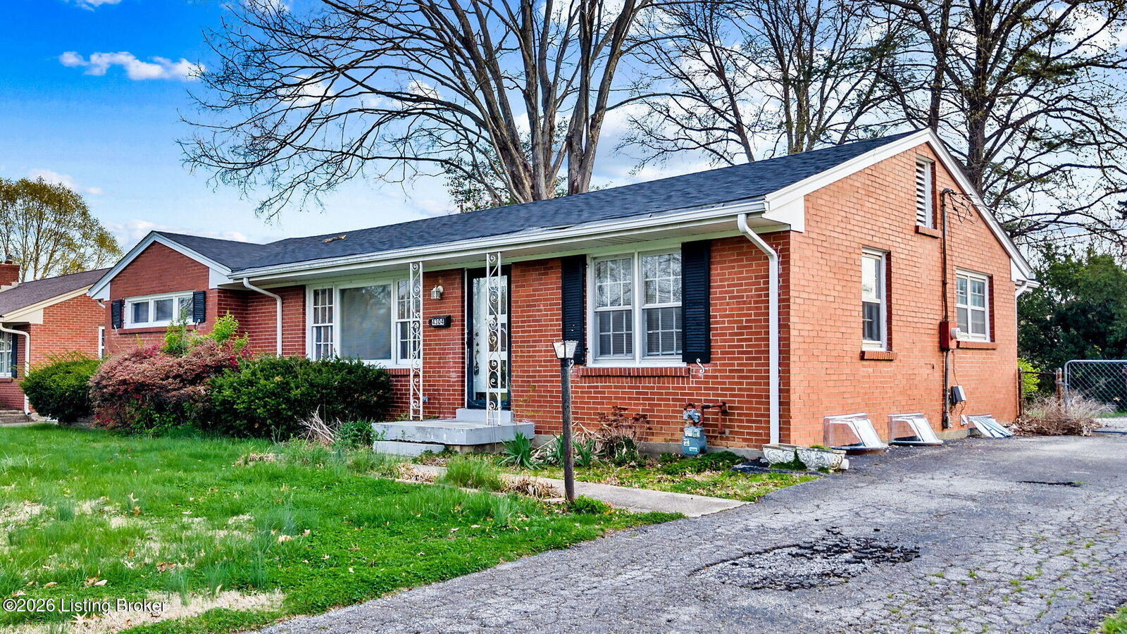 Property Photo:  4304 Statton Rd  KY 40220 
