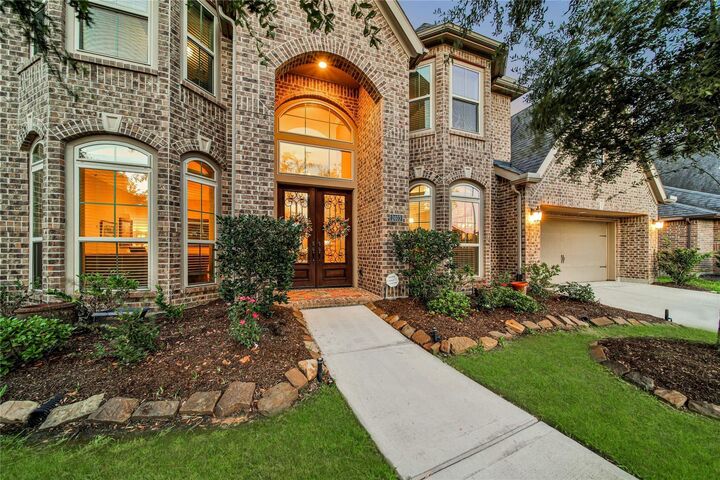 Property Photo: 2403 Haven Hill Drive TX 77494