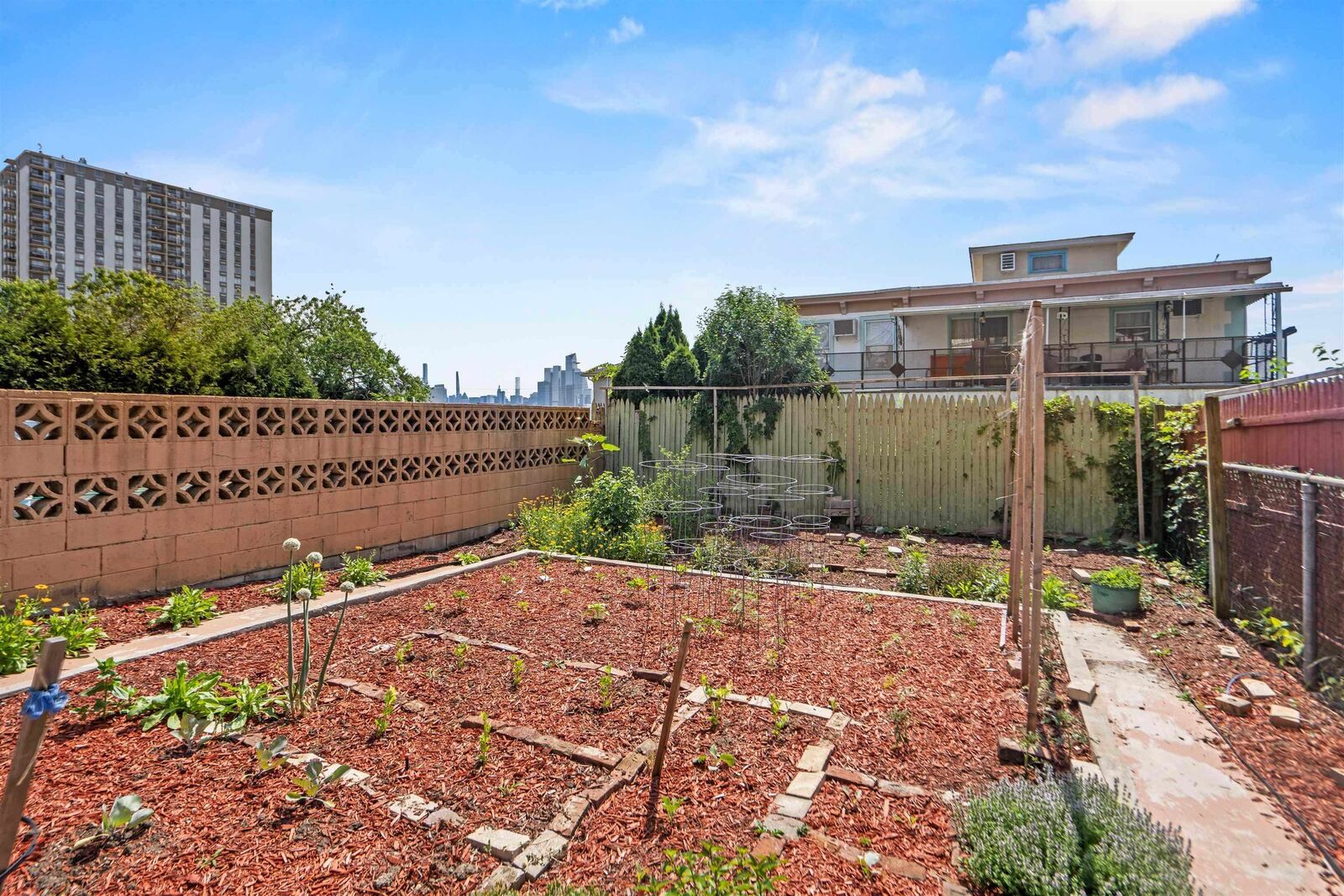 Property Photo:  630 Palisade Ave 1  NJ 07307 