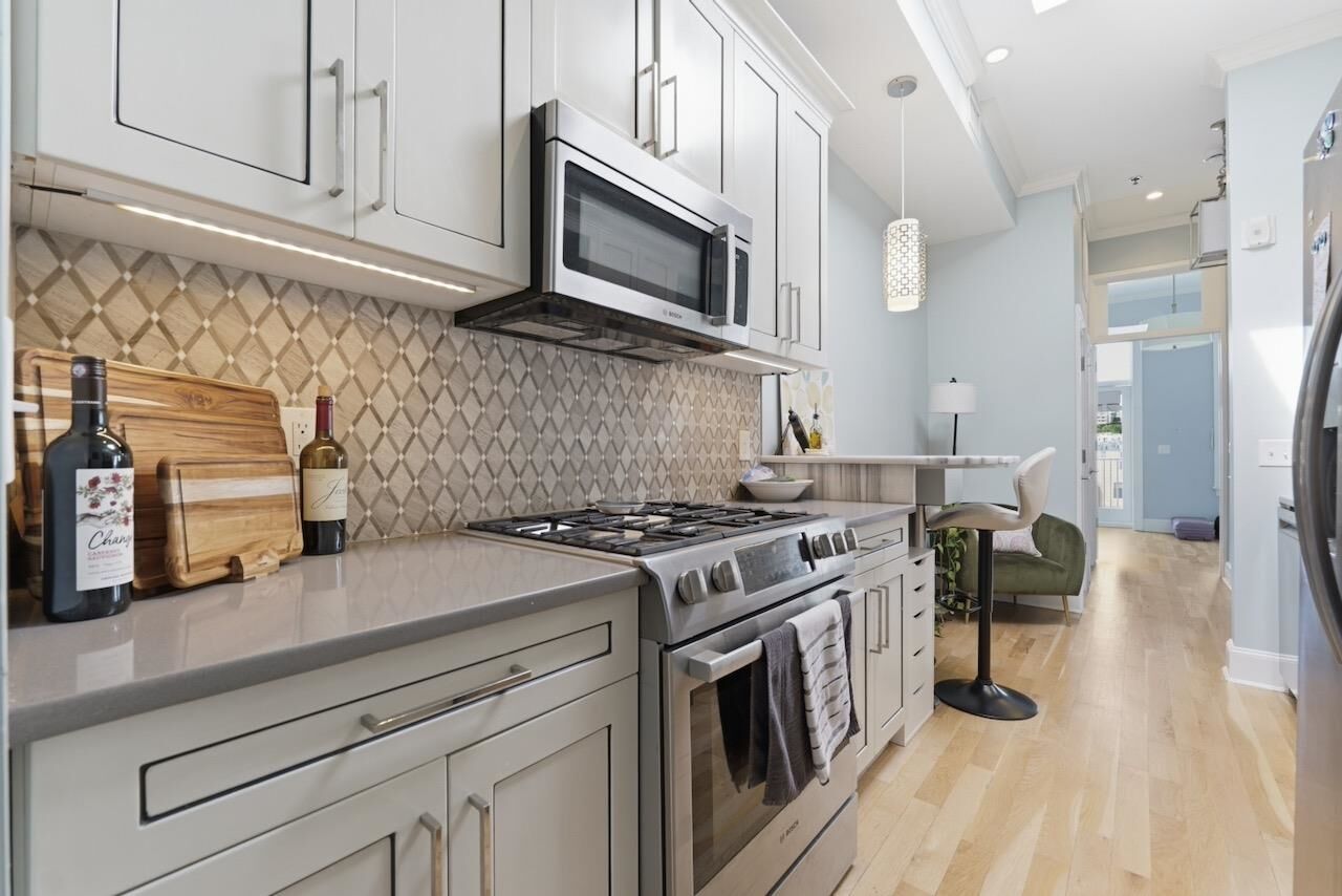 Property Photo:  604 Adams St 7  NJ 07030 
