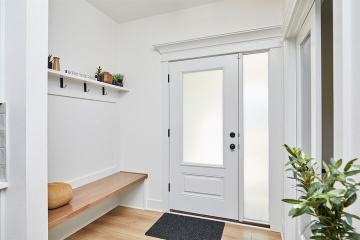 Property Photo:  1602 NW Benjamin Drive  IA 50023 