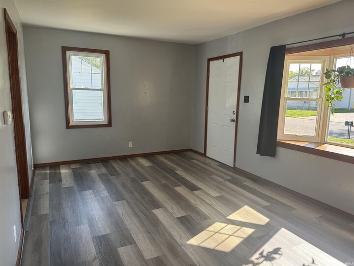 Property Photo:  5709 N Kerth Avenue  IN 47711 