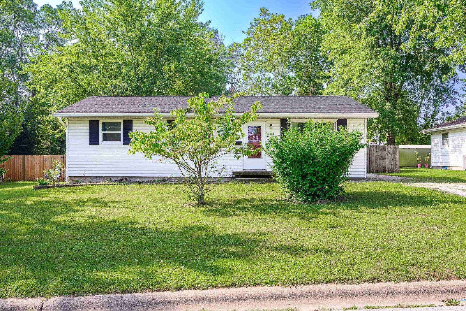 Property Photo: 1031 N Orris Drive IN 47404